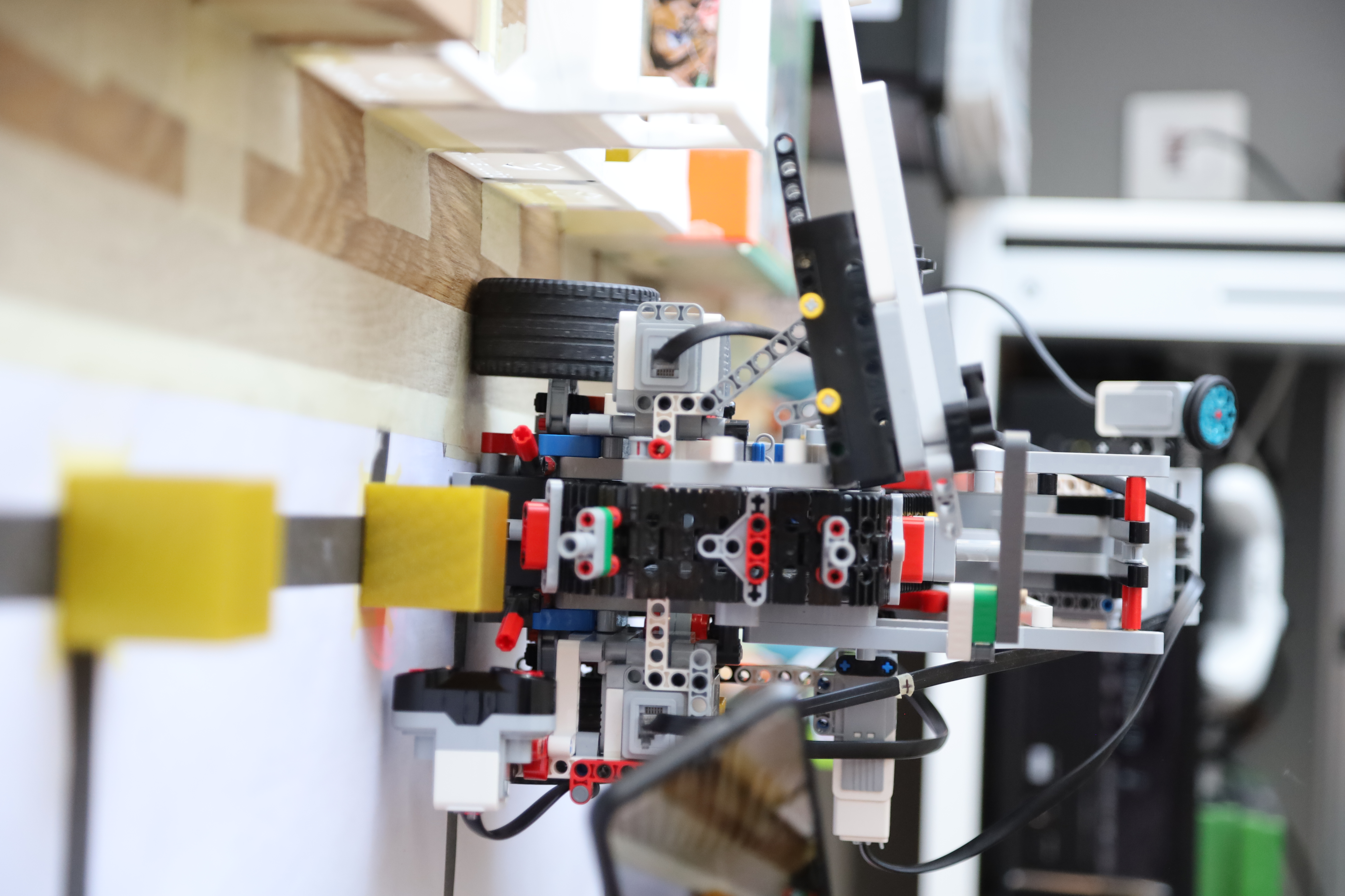 Robot první verze, testovací pole doma